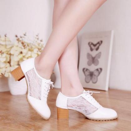 Lace Patchwork Round Toe Middle Chunky Heels Shoes