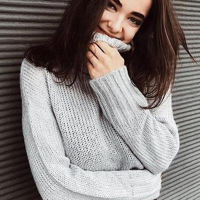 High Neck Solid Color Short Pullover Sweater