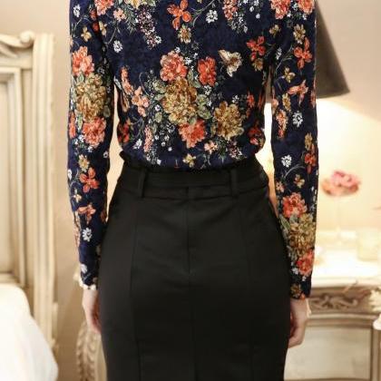 High-necked Lace Pure Color Patchwork Long Sleeves..