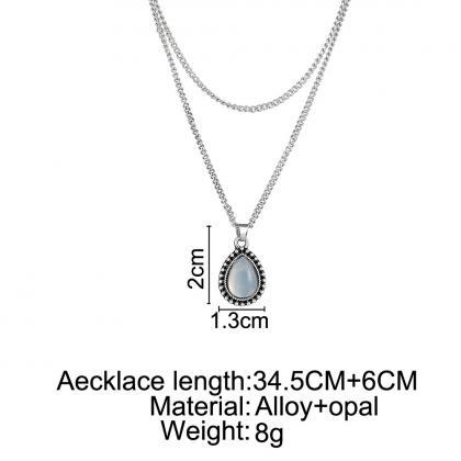 Retro Multiple Water Crystal Pendant Necklace
