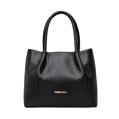 Vogue Knitted Grain Embossing Tote Bag