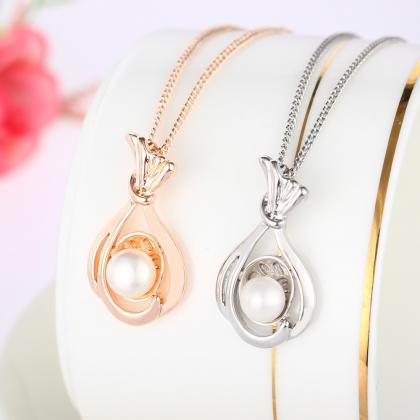 Hollow Rose Gold Lucky Cage Necklace