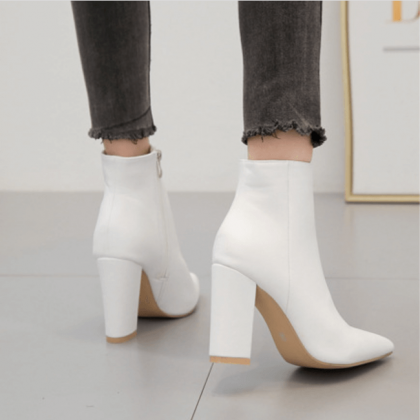 Leather White Point Toe Chunky Heel..