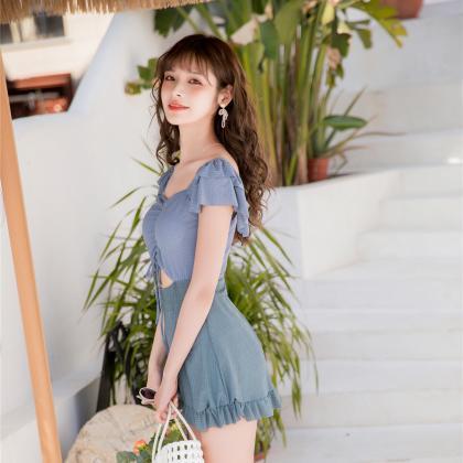 Shipping Lotus Leaf Skirt Style Conservative..