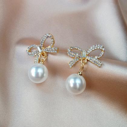 Bow And Pearl Fashion Earrings