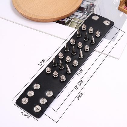 Three Row Pointed Nail Wide Leather Bracelet Bar..