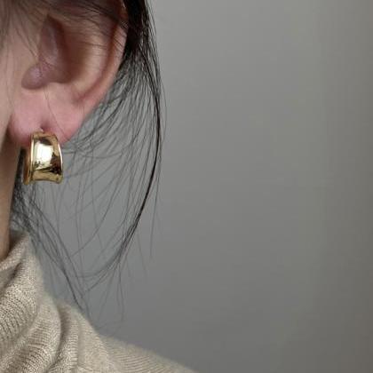 Urban Simple Normcore Geometric Alloy Earrings..