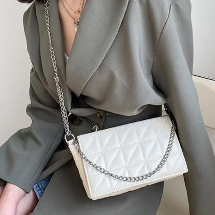 Casual Simple Cool Solid Color Chain Bag