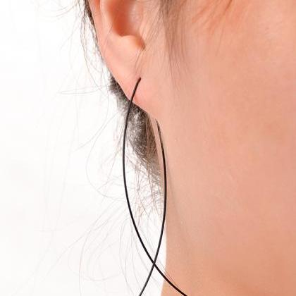 Black Simple Casual Solid Color Earrings