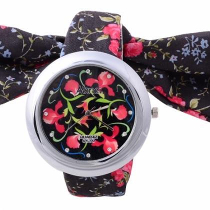 Girl Floral Cloth Fabric Band Lace Up Bracelet..