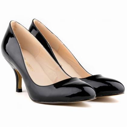 Patent Leather Pointed-toe Kitten Heels