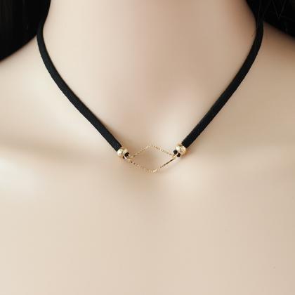 Simple Diamond Pendant Necklace