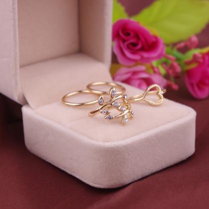 Crystal Heart-shaped Leaves Loops Four-piece Ring..