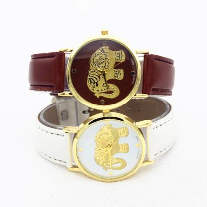 Simple Elephant Print Leather Watch