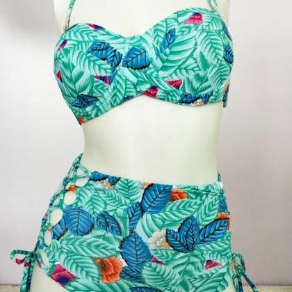 Sexy Strapless Floral Print Two Pie..