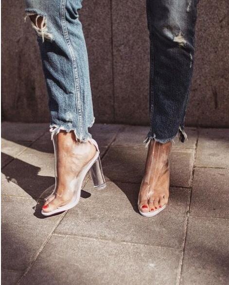 Transparent Chunky Heel Peep-toe Zipper Sandals
