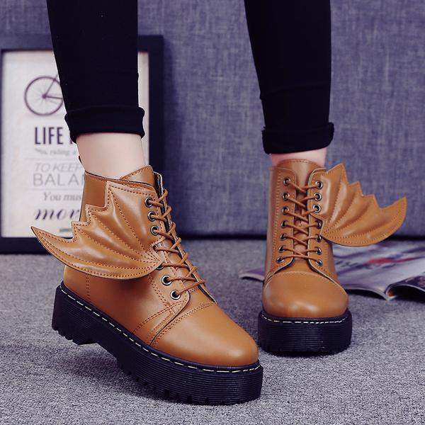 Wings Decorate Round Toe Lace Up Flat Short Boots