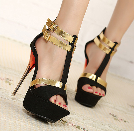Huge platform heels hotsell