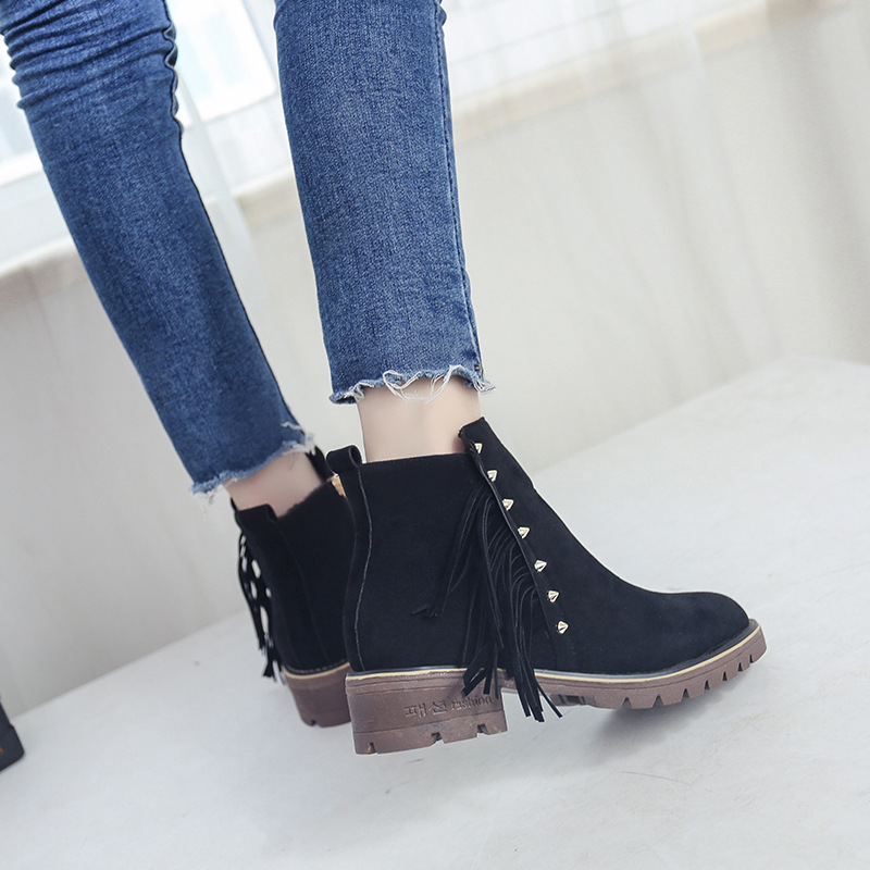 Scrub Pure Color Laceup Rivets Chunky Heel Round Toe Boots on Luulla