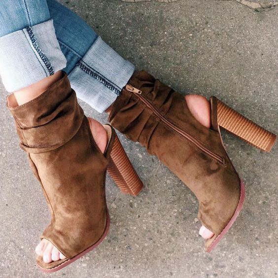 Stacked Heel Low Heel Ankle V-Slit Side Cutout Closed Toe Booties