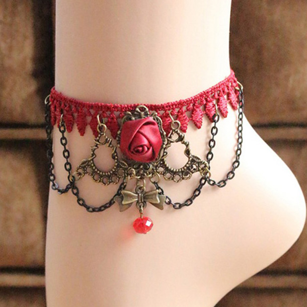 Glamorous Red Lace Anklets With Leaves And Flower