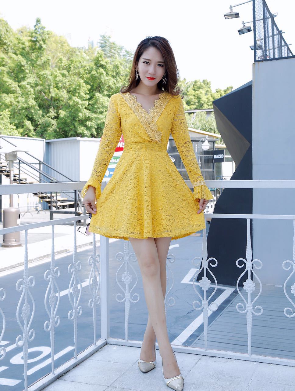 Sexy Deep V Neck Long Sleeve Lace Party Yellow Dress