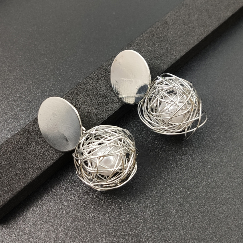 Retro Geometric Earrings Simple Woven Round Ball Pearl Earnails Metal Accessories-2
