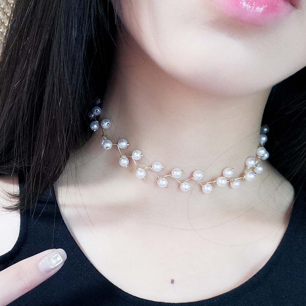 Pearl Clavicle Chain Women's Choker Neckband Simple Short Necklace-1