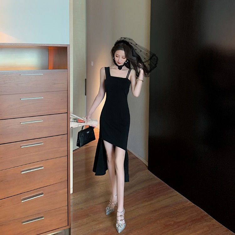 Irregular Medium Length Suspender Black Party Dress