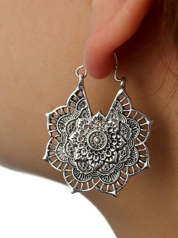 Silver Vintage Hollow Alloy Flower Earring Accessories