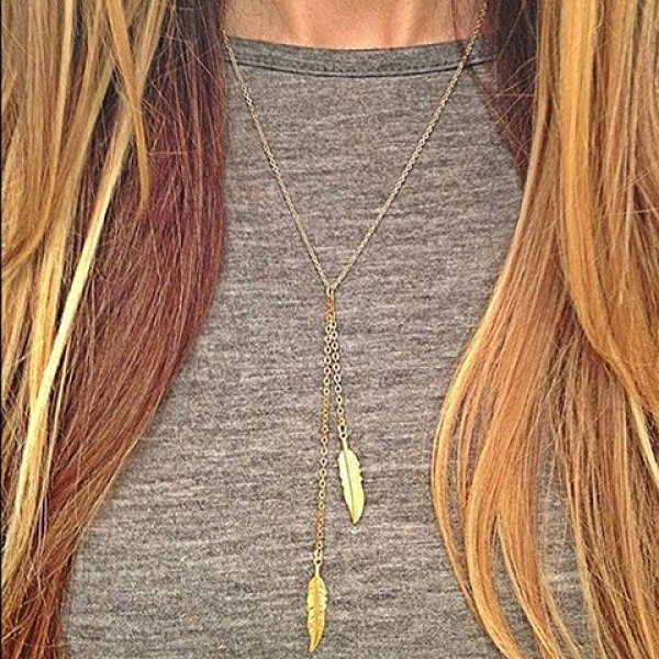 Simple Leaf Pendant Necklace For Women