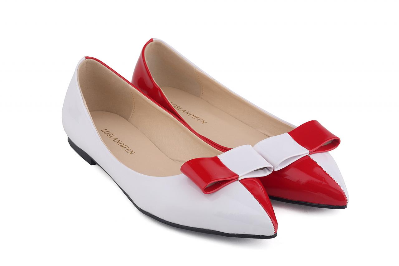 Color Matching Pointed Bowknot Flats