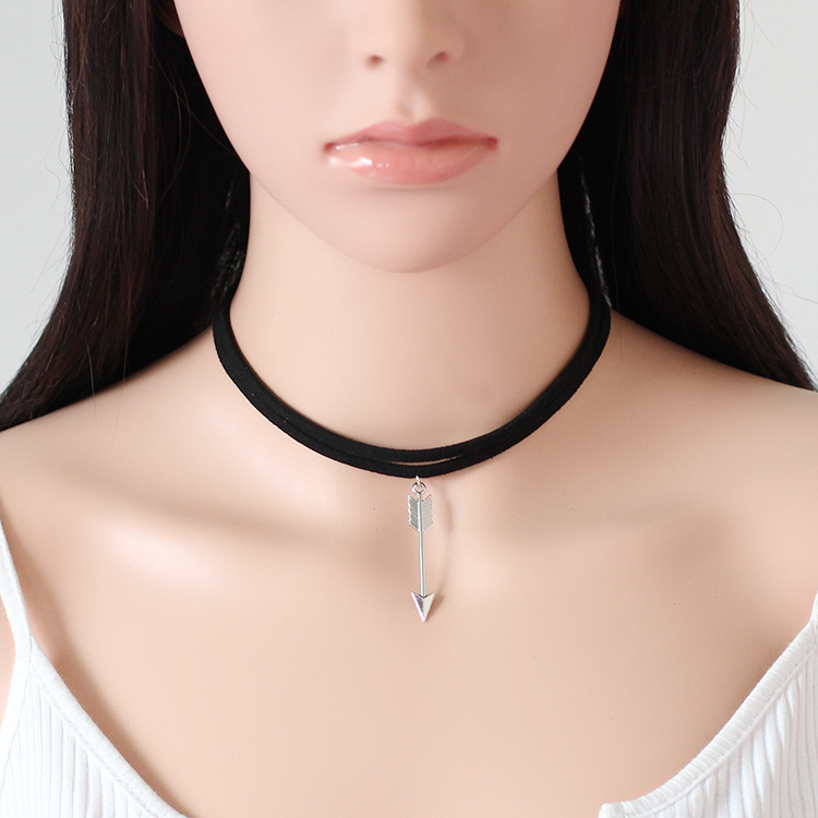 South Korea Velvet Suede Clavicle Chain Arrow Pendant Necklace