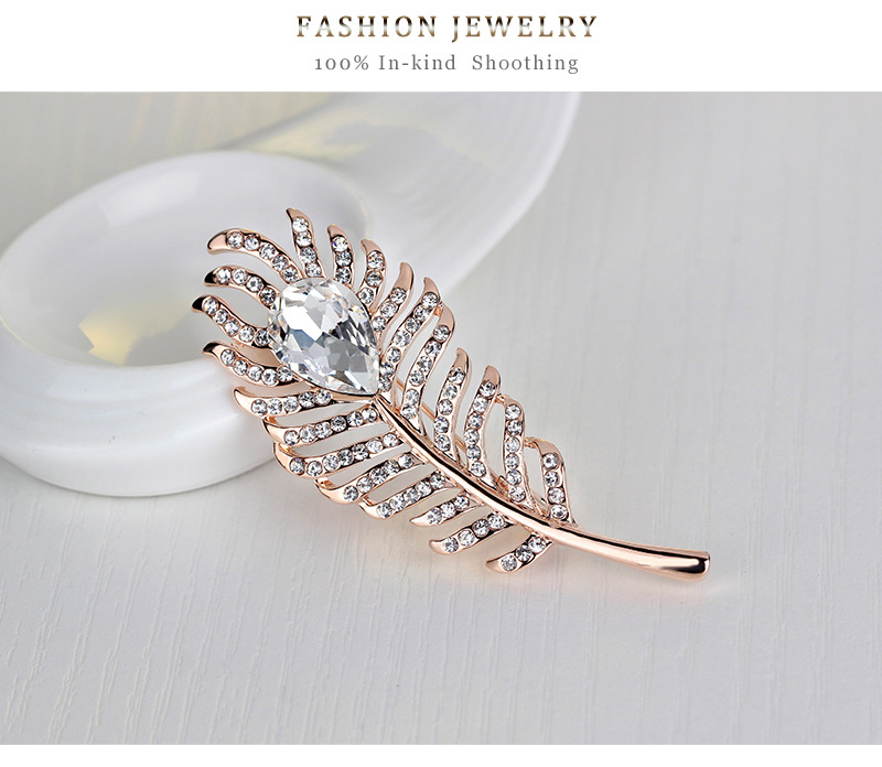 The Latest Luxury High-grade Glass Diamond Brooch