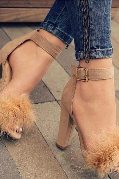 Chunky Heel Peep-toe Fur Decorate Suede Ankle Strap Sandals
