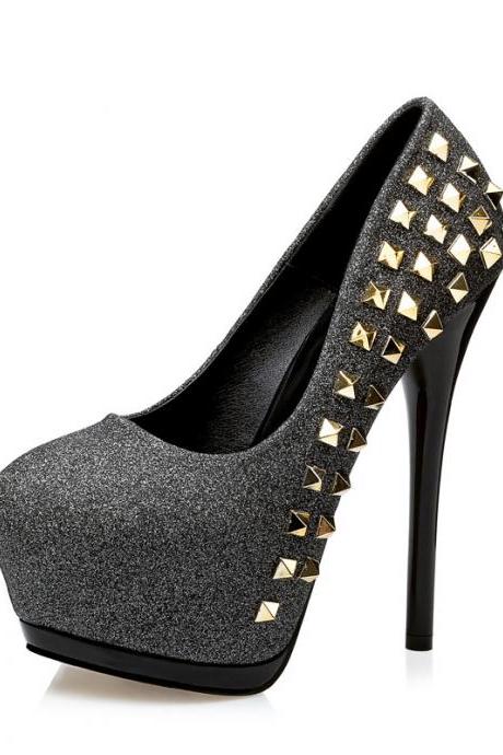 Round Toe Shimmery Stiletto Pump with Pyramid Stud