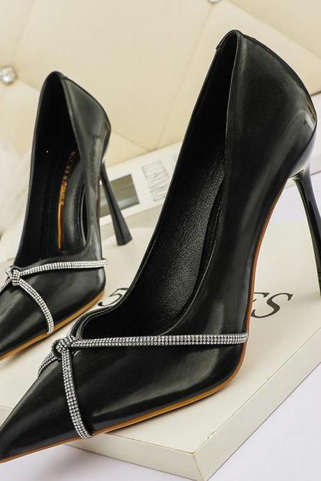 Cross Diamond High Heels Shoe-black