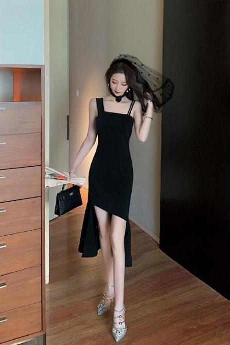 Irregular medium length suspender Black Party Dress