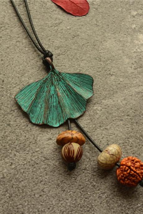 Vintage Wooden Beaded Leaf Shape Necklaces Accessories