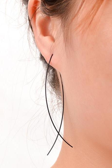 BLACK Simple Casual Solid Color Earrings
