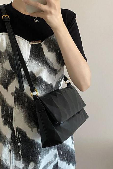 BLACK Urban White Black PU Shoulder Bags Accessories
