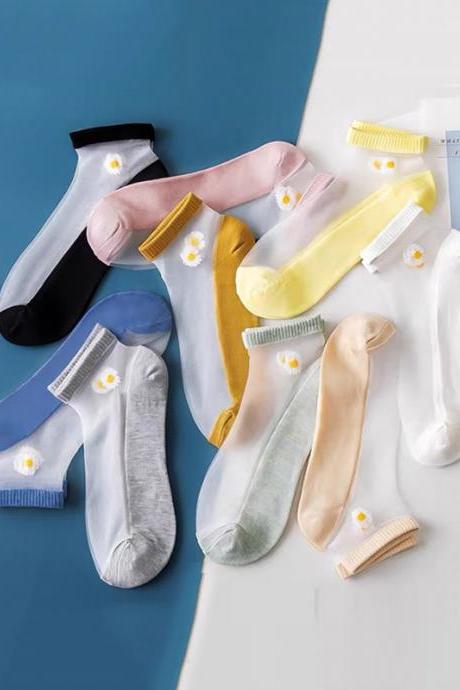 Five Pairs Cute Hollow Daisy Socks