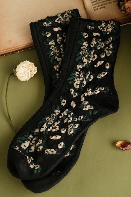 BLACK Vintage Jacquard Keep Warm Cotton Socks
