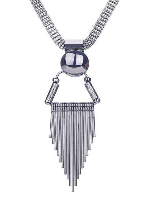 Europe Exaggerated Female Punk Style Alloy Tassel Necklace