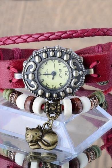 Lady Bracelet Vintage Style Synthetic Leather Wristwatch with Kitten Cat Pendant