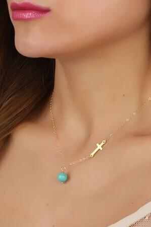 Manual Cross Clavicle Short Necklace