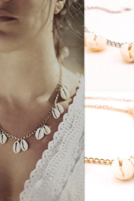 Natural Shell Short Clavicle Necklace