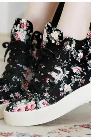 Floral Print Increased Lace Up High Top Sneakers