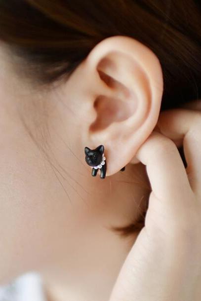 Cute Little Cat Through Single Earring