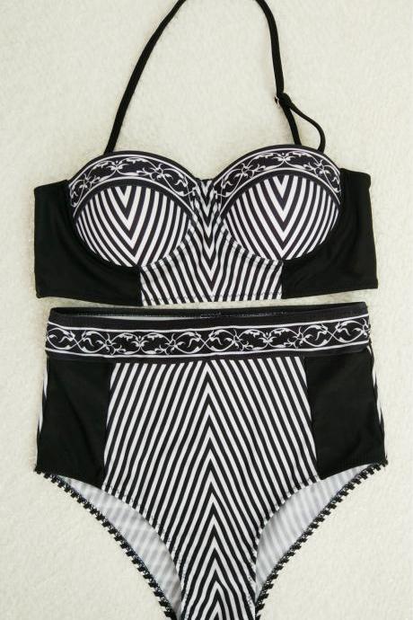 Black and White Striped Strap Type Two Piece Swimwear